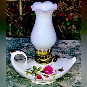 Vintage Mid Century Antique Gold Trim Victorian Style Kerosene Oil Chamber Lamp